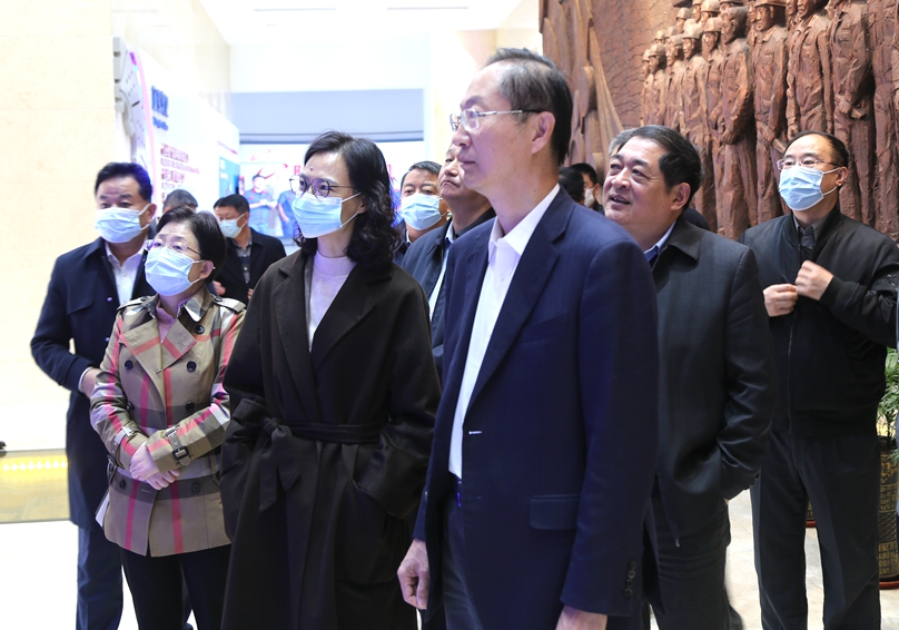 山东省政协副主席韩金峰一行莅临公司参观调研